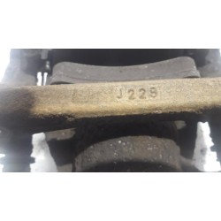 Renault - Kangoo - Front brake calliper, right
