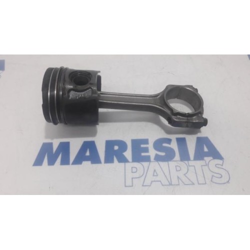 Fiat - Doblo - Piston
