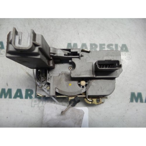 Peugeot - 307 - Türschlossmechanik 4-türig links vorne