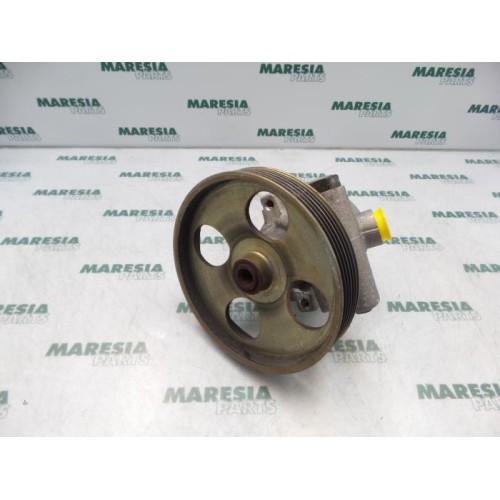 Peugeot - 206 - Power steering pump
