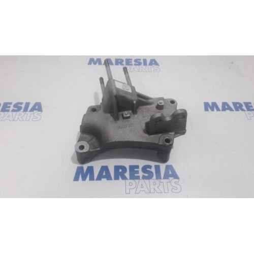Fiat - Doblo - Engine mount