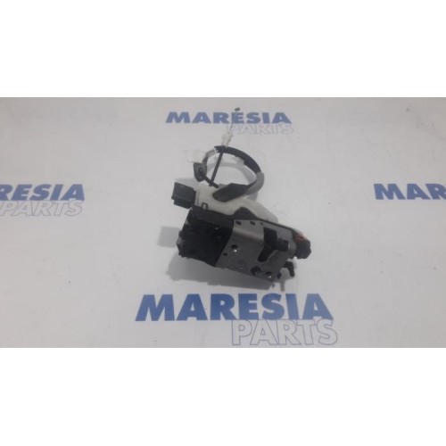 Peugeot - 208 - Rear door mechanism 4-door, right