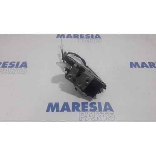 Peugeot - 208 - Door lock mechanism 4-door, front left