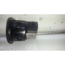 Peugeot - 208 - AUX/USB aansluiting