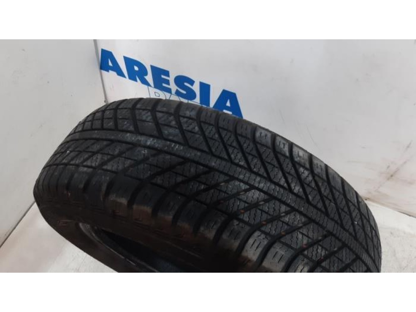 Peugeot - 2008 - Tyre