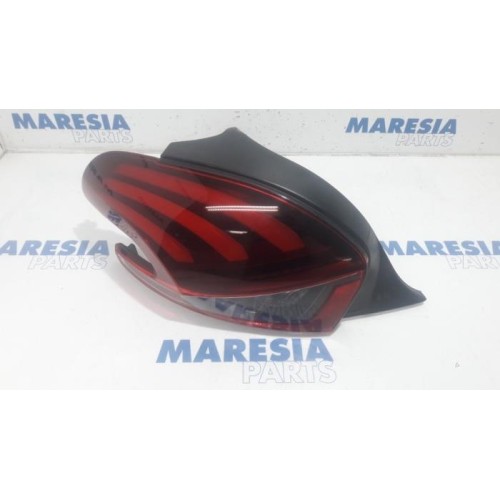 Peugeot - 208 - Achterlicht links