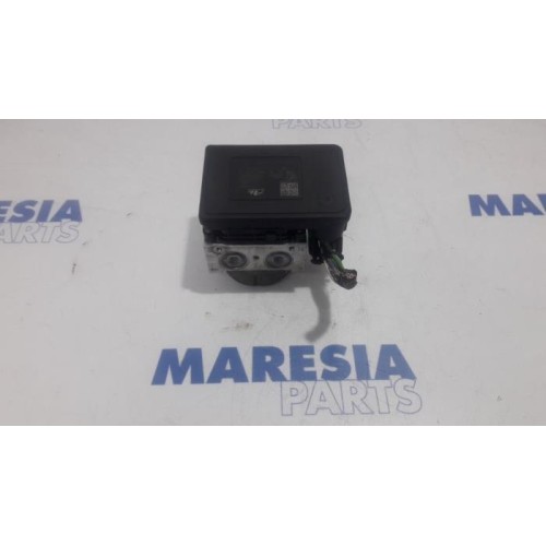 Peugeot - 2008 - ABS pump