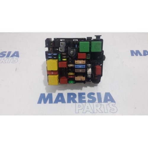 Peugeot - 208 - Fuse box
