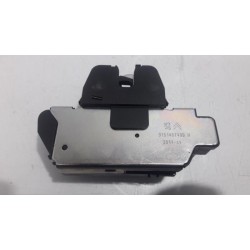 Peugeot - 2008 - Tailgate lock mechanism