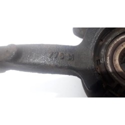 Renault - Kangoo - Fusee links-voor