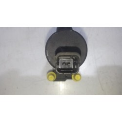 Renault - Kangoo - Scheibensprüherpumpe vorne