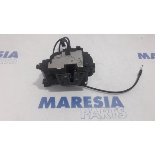 Renault - Kangoo - Door lock mechanism 2-door, right