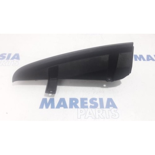 Renault - Kangoo - Rear right bodywork corner