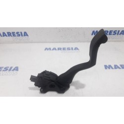 Peugeot - 207 - Throttle pedal position sensor