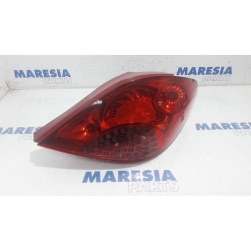 Peugeot - 207 - Taillight, right