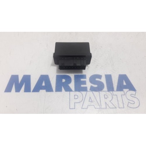 Peugeot - 207 - Relay