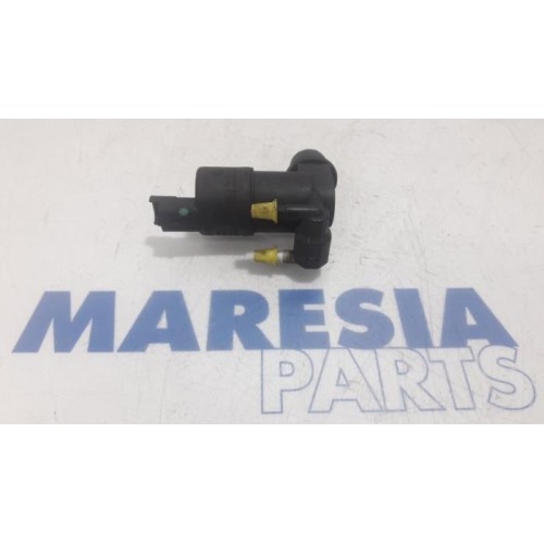 Peugeot - 207 - Scheibensprüherpumpe vorne