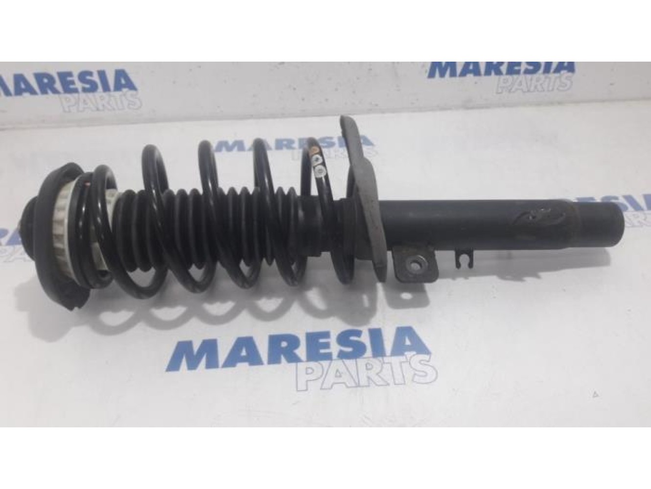 Peugeot - 207 - Front shock absorber rod, right