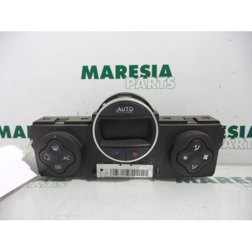 Renault - Clio - Heater control panel