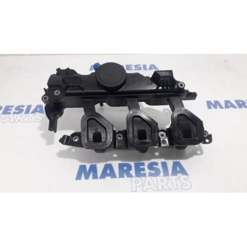 Renault - Trafic - Intake manifold