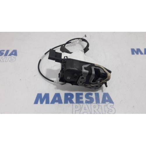Peugeot - 508 - Front door lock mechanism 4-door, right