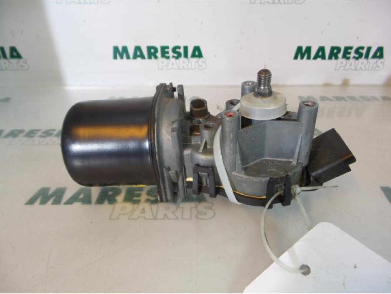 Renault - Kangoo - Front wiper motor