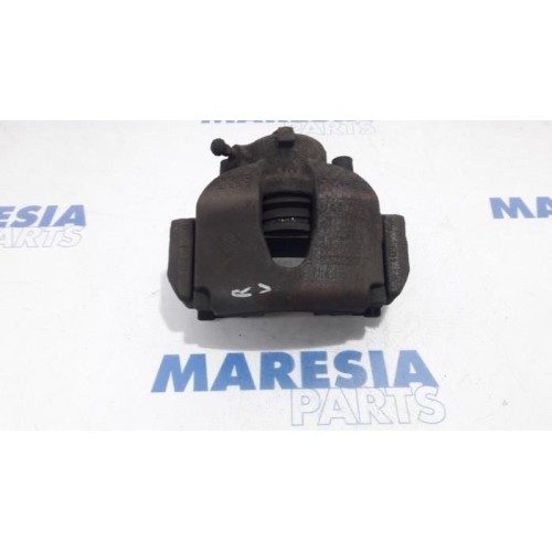 Renault - Espace - Front brake calliper, right