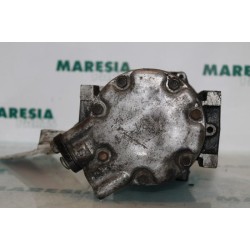 Renault - Clio - Air conditioning pump
