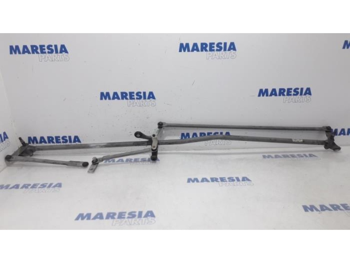 Peugeot - 308 - Wiper mechanism