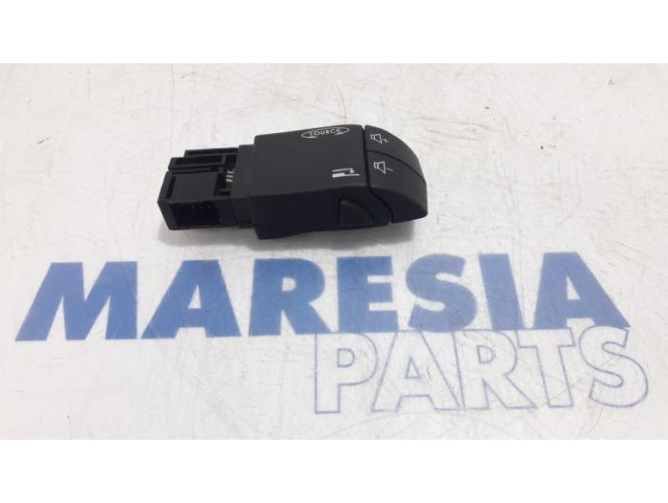 Renault - Espace - Commande radio volant