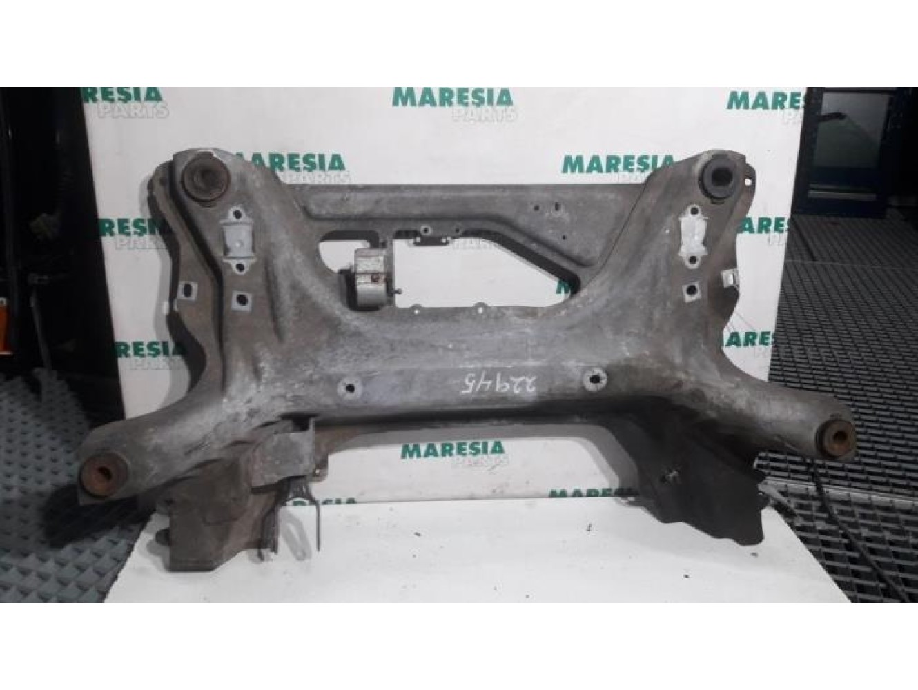 Citroen - C5 - Subframe