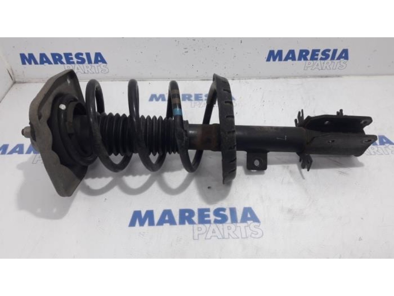 Citroen - Jumpy - Front shock absorber rod, left