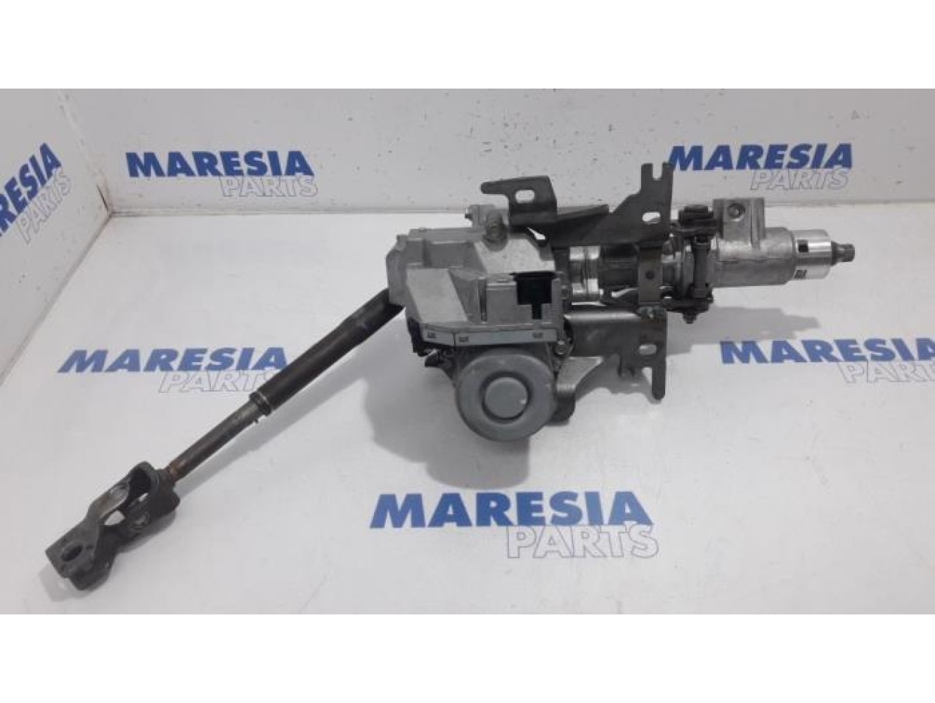 Renault - Kangoo - Steering column housing