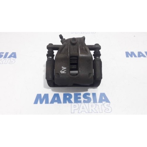 Renault - Kangoo - Front brake calliper, right