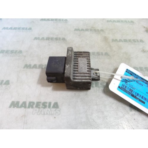 Renault - Trafic - Glow plug relay