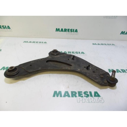 Renault - Trafic - Front lower wishbone, right