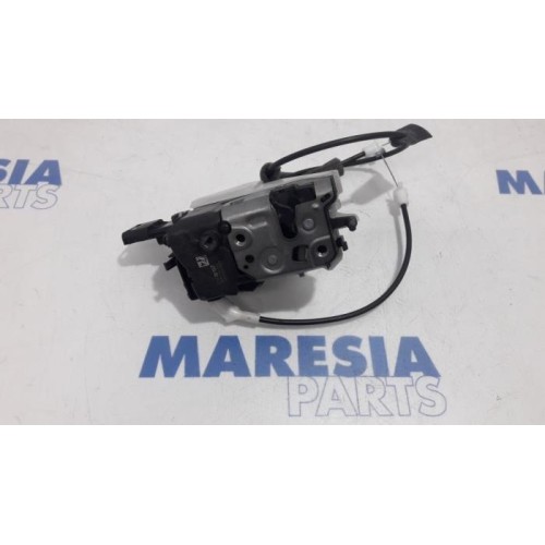 Peugeot - 308 - Rear door mechanism 4-door, right