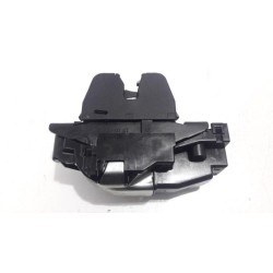 Peugeot - 308 - Tailgate lock mechanism