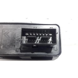 Peugeot - 308 - Multi-functional window switch