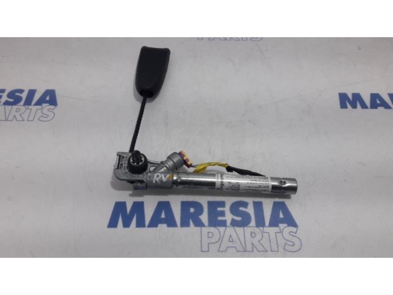 Fiat - Punto Evo - Seatbelt tensioner, right