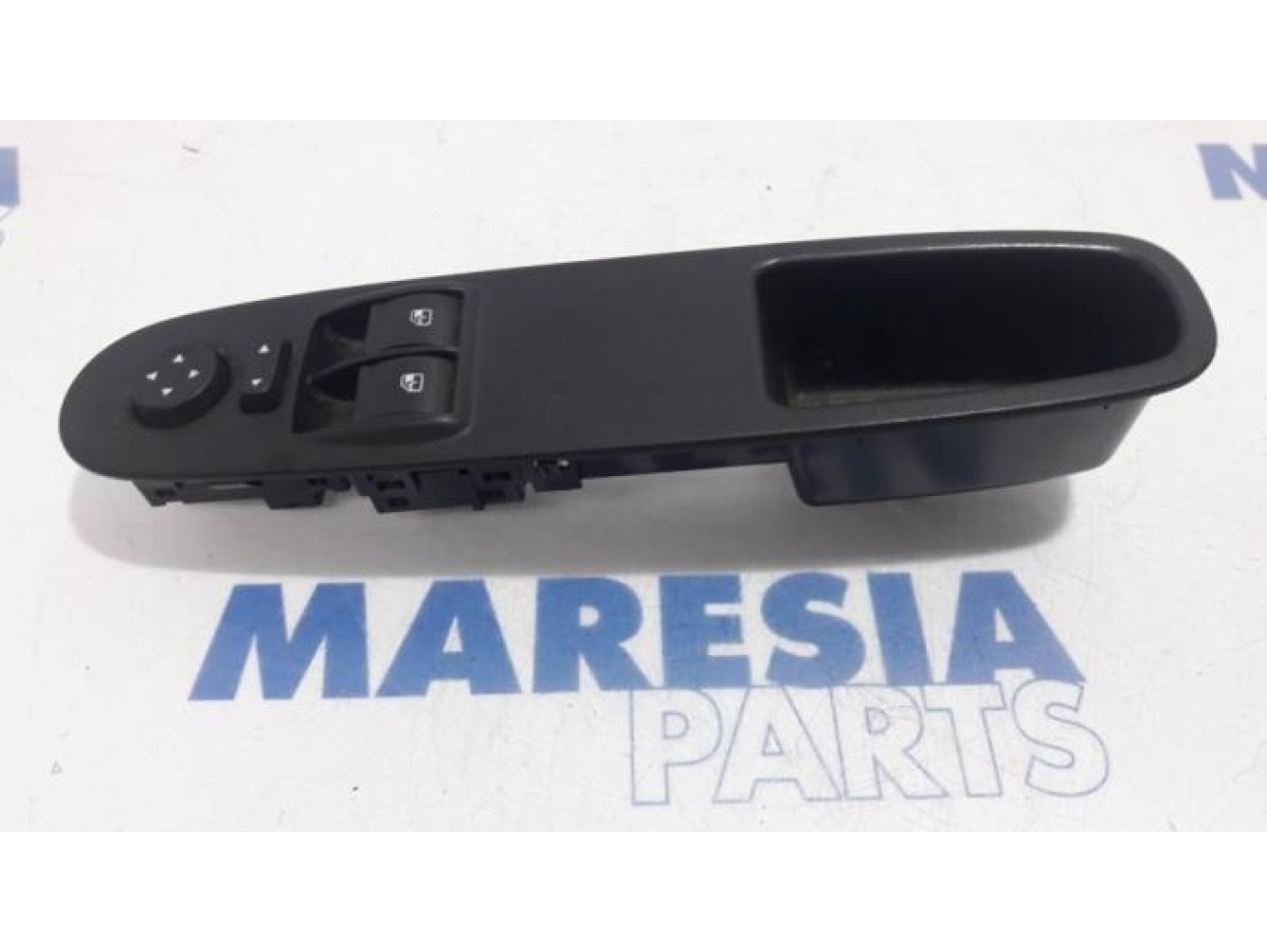 Fiat - Punto Evo - Multi-functional window switch