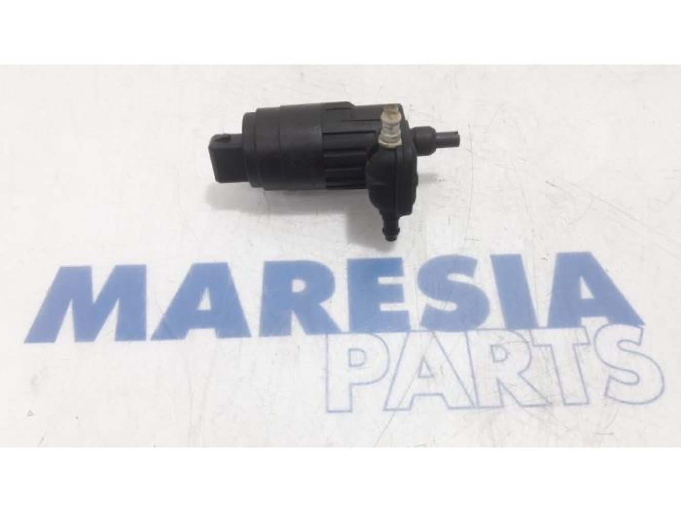 Lancia - Delta - Scheibensprüherpumpe vorne
