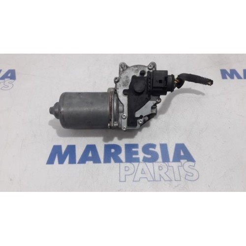 Fiat - Punto Evo - Front wiper motor