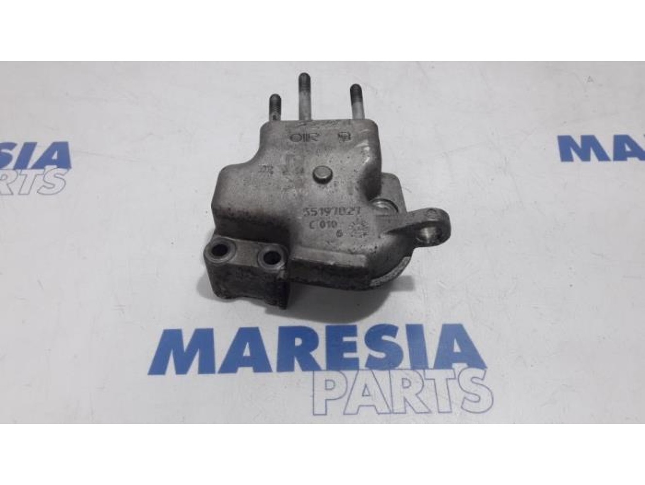Fiat - 500 - Engine mount