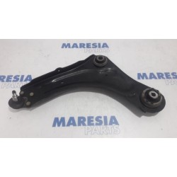Renault - Scenic - Front lower wishbone, left