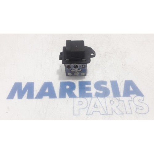 Renault - Scenic - Cooling fan resistor