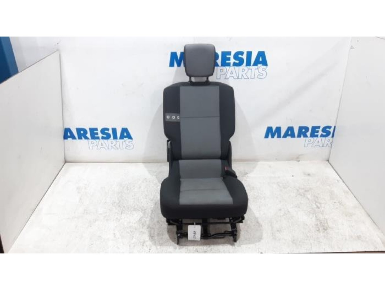 Renault - Scenic - Stoel achter