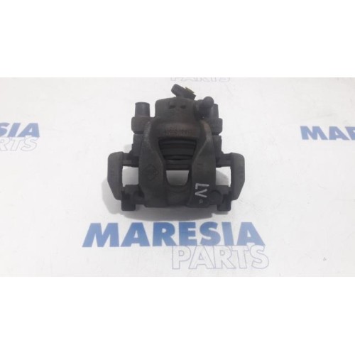 Renault - Clio - Front brake calliper, left