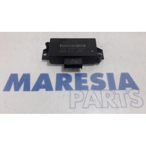 Renault - Scenic - Module PDC