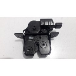 Renault - Scenic - Tailgate lock mechanism
